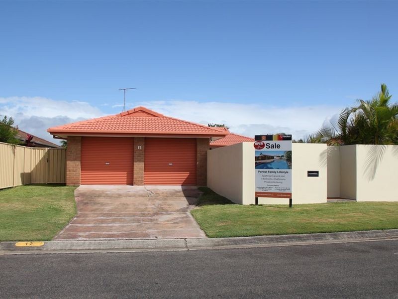 12 Silkyoak Court, Burleigh Waters QLD 4220