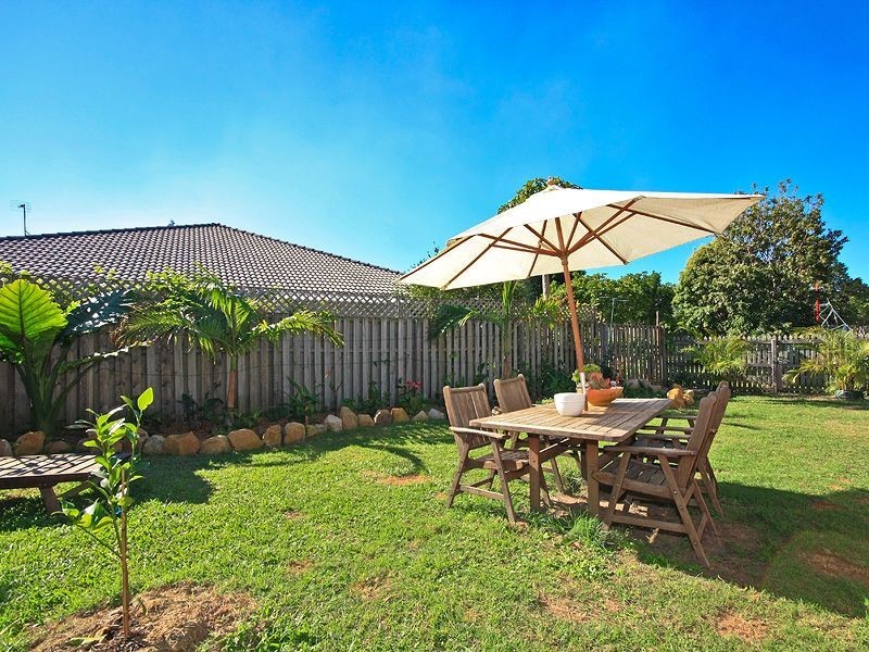 2/4 Woolahra Court, Varsity Lakes QLD 4227