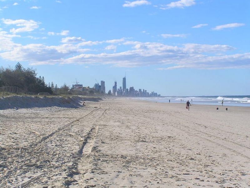 1960 Gold Coast Highway, Miami QLD 4220