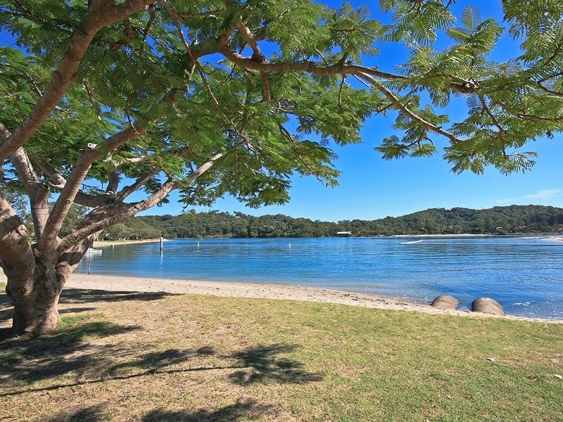 41 Tallebudgera Drive, Palm Beach QLD 4221