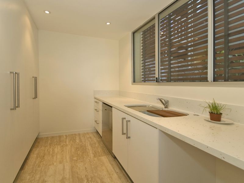 61 George Street, Burleigh Heads QLD 4220