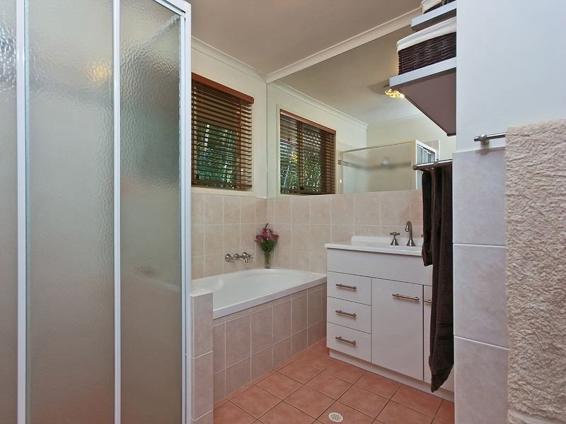 30 Amboina Avenue, Palm Beach QLD 4221