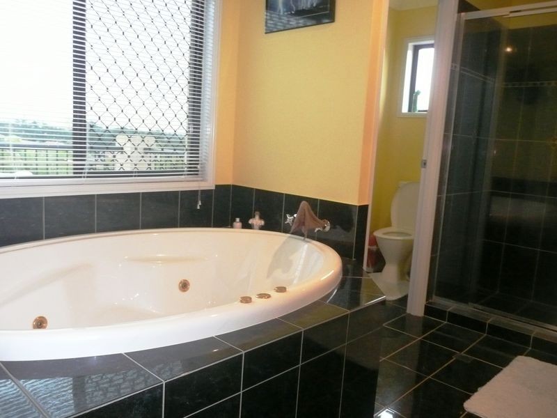 3 Chloe Street, Burleigh Heads QLD 4220