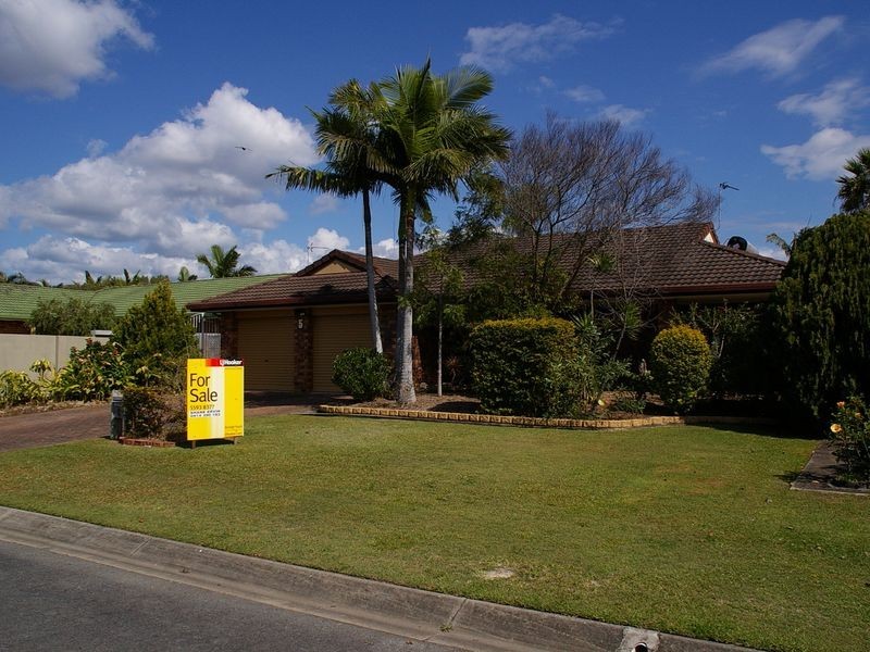5 Coachwood Court, Burleigh Waters QLD 4220
