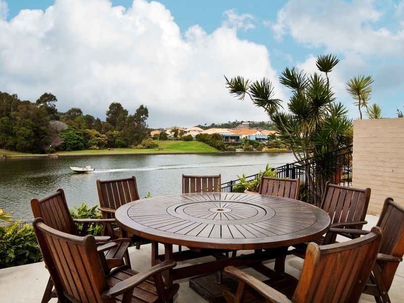 116 Dunlin Drive, Burleigh Waters QLD 4220