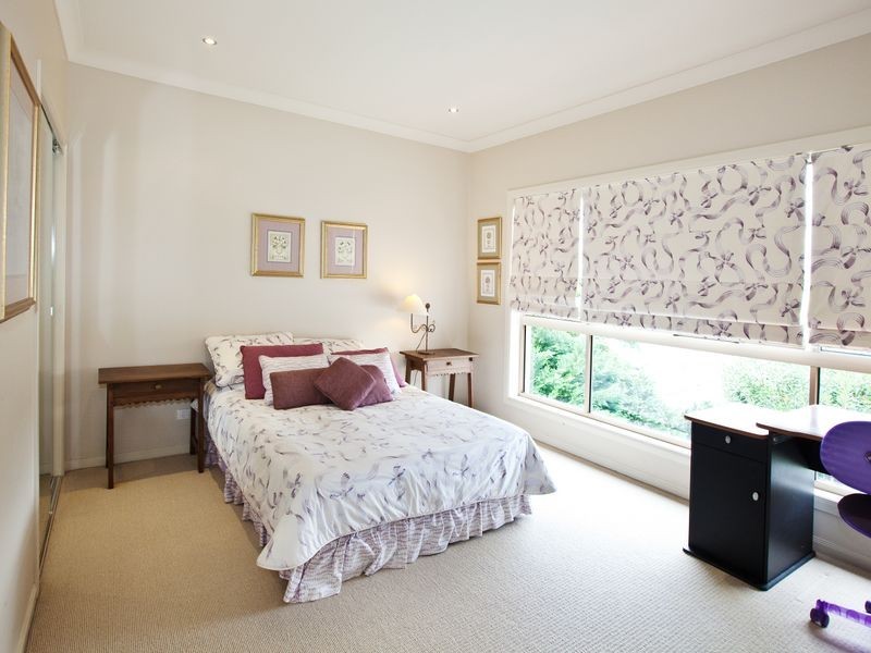 116 Dunlin Drive, Burleigh Waters QLD 4220