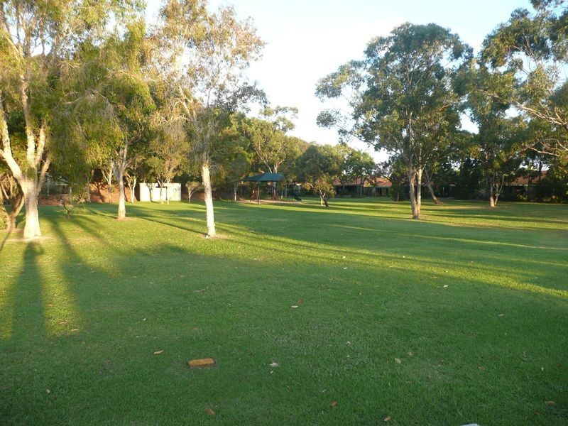 3/12 Landau Court, Miami QLD 4220