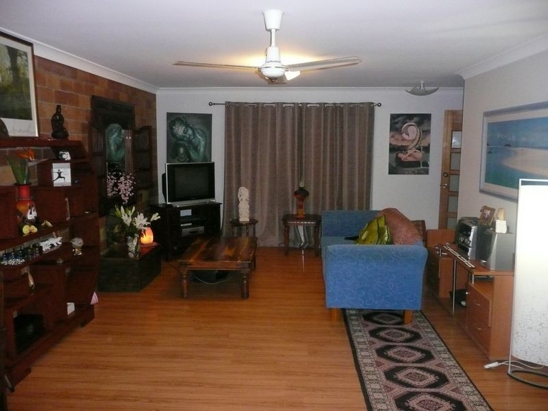 3/12 Landau Court, Miami QLD 4220