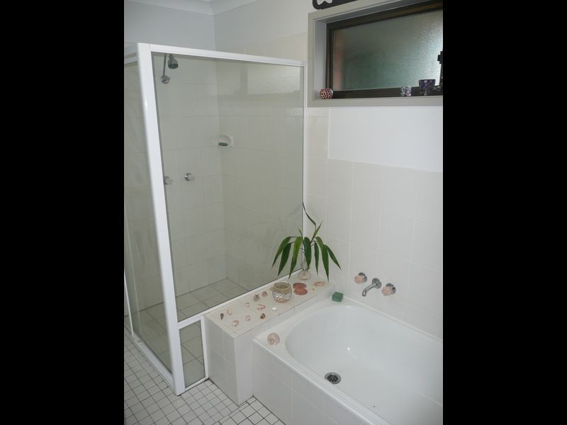 3/12 Landau Court, Miami QLD 4220