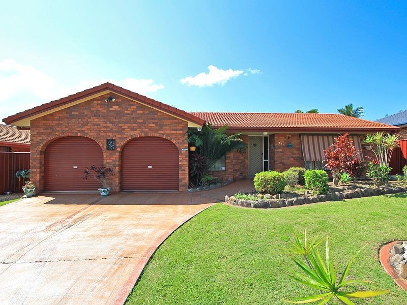 131 Treeview Drive, Burleigh Waters QLD 4220