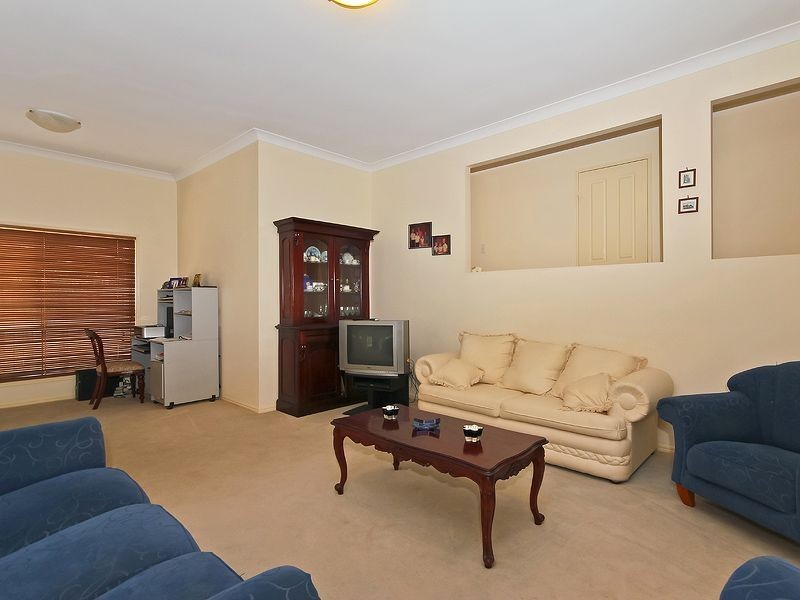 24 Wonga Street, Burleigh Heads QLD 4220