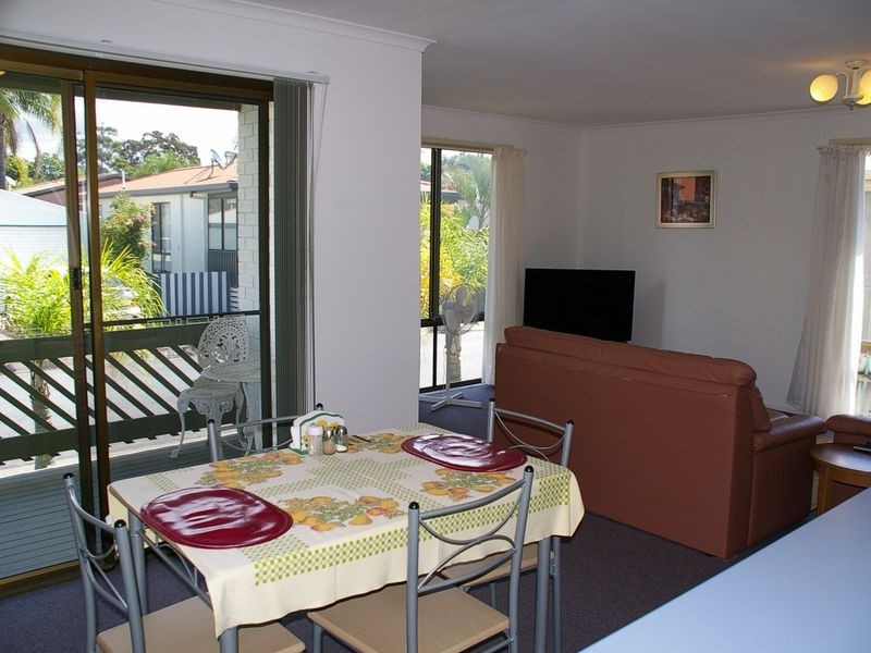 210/325 Reedy Creek Road, Burleigh Heads QLD 4220