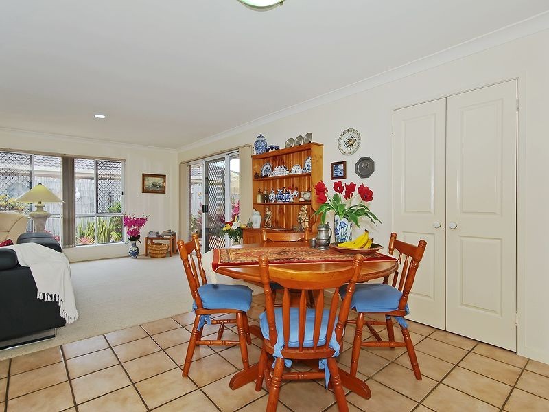 6 Redwing Court, Burleigh Waters QLD 4220