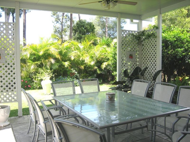 10 Sea Eagle Drive, Burleigh Waters QLD 4220