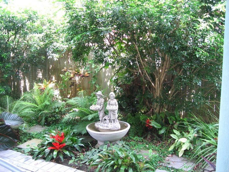 10 Sea Eagle Drive, Burleigh Waters QLD 4220