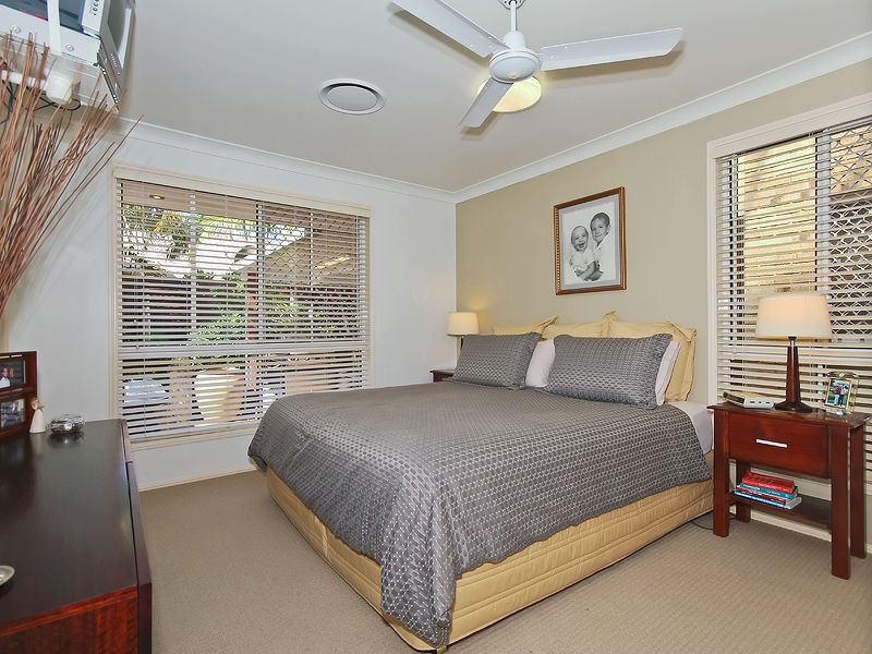 15 Styer Circuit, Burleigh Waters QLD 4220