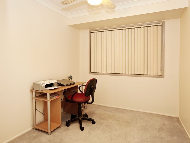 2/2 Summerwine Street, Burleigh Waters QLD 4220