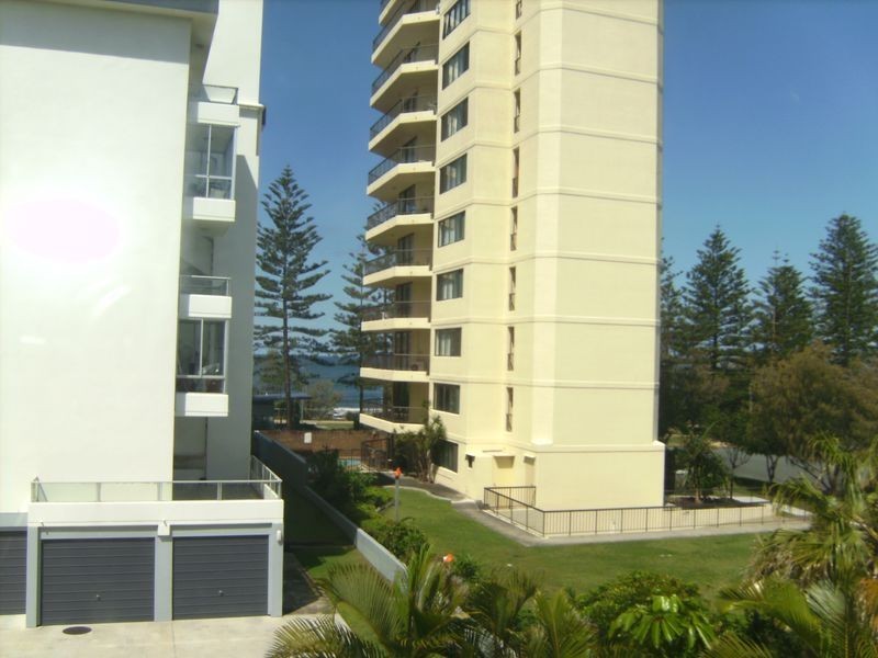 34/5 Fourth Avenue, Burleigh Heads QLD 4220