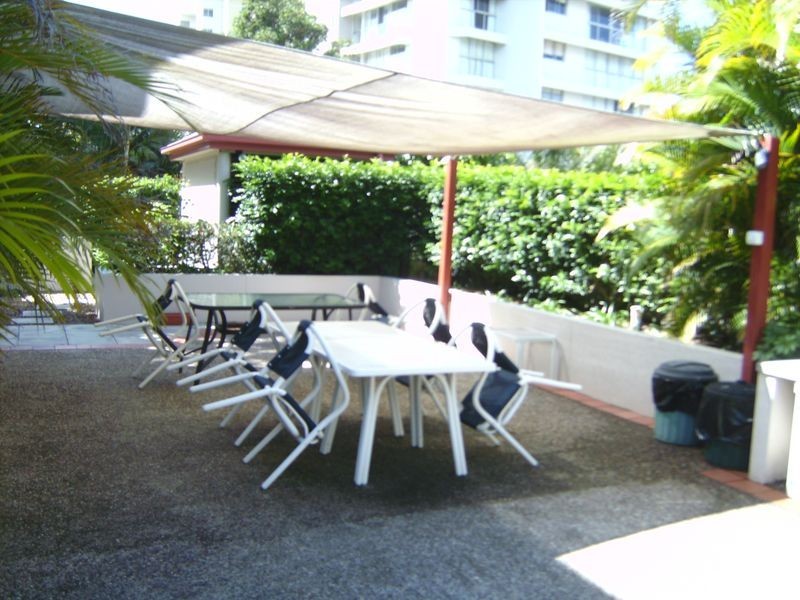 34/5 Fourth Avenue, Burleigh Heads QLD 4220