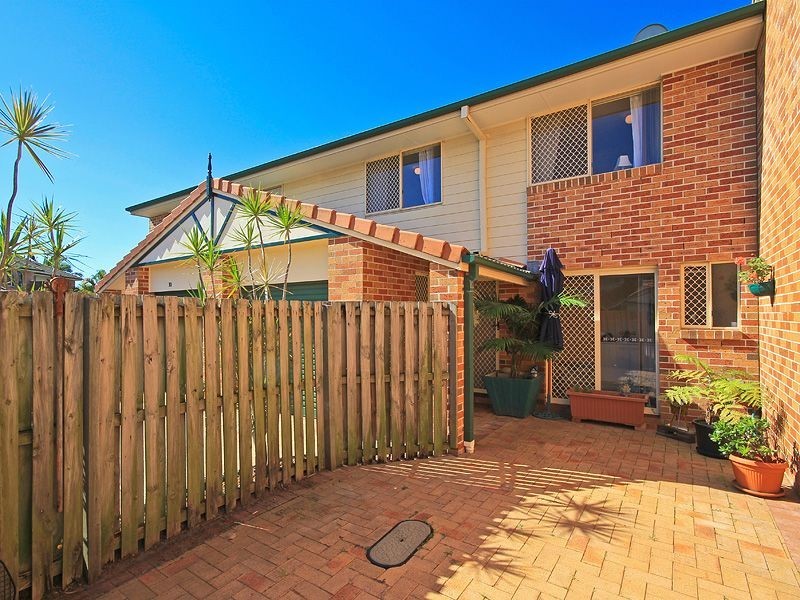 31/2 Cassowary Drive, Burleigh Waters QLD 4220