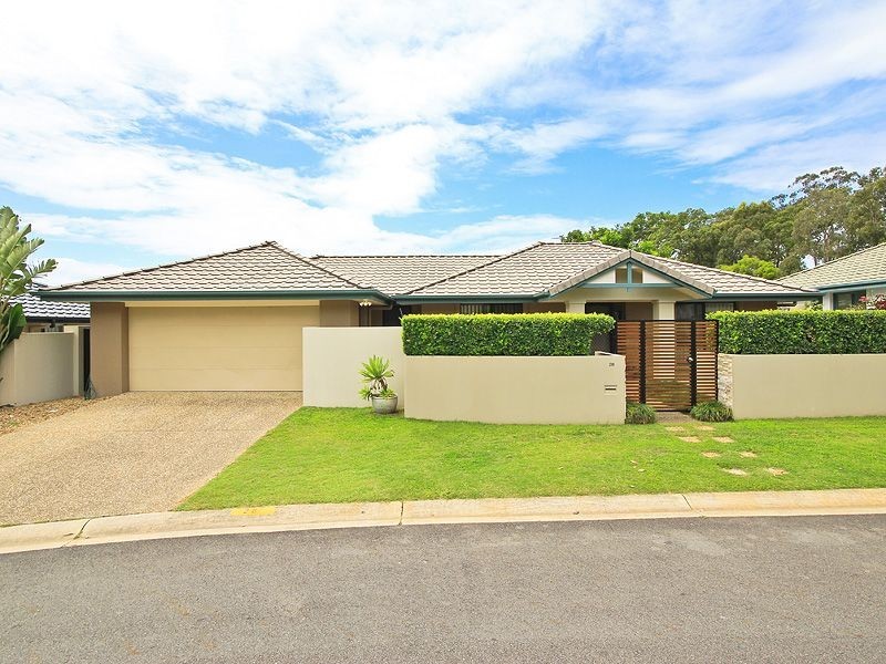 28 Seville Circuit, Burleigh Waters QLD 4220