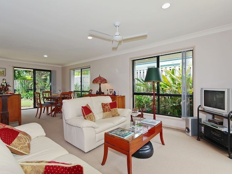 28 Seville Circuit, Burleigh Waters QLD 4220