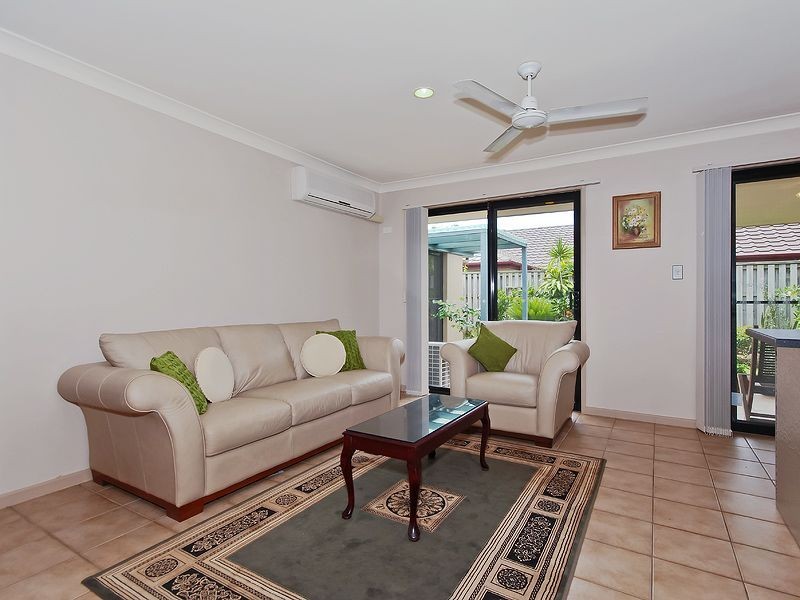 28 Seville Circuit, Burleigh Waters QLD 4220
