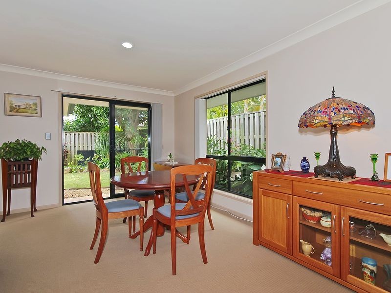28 Seville Circuit, Burleigh Waters QLD 4220