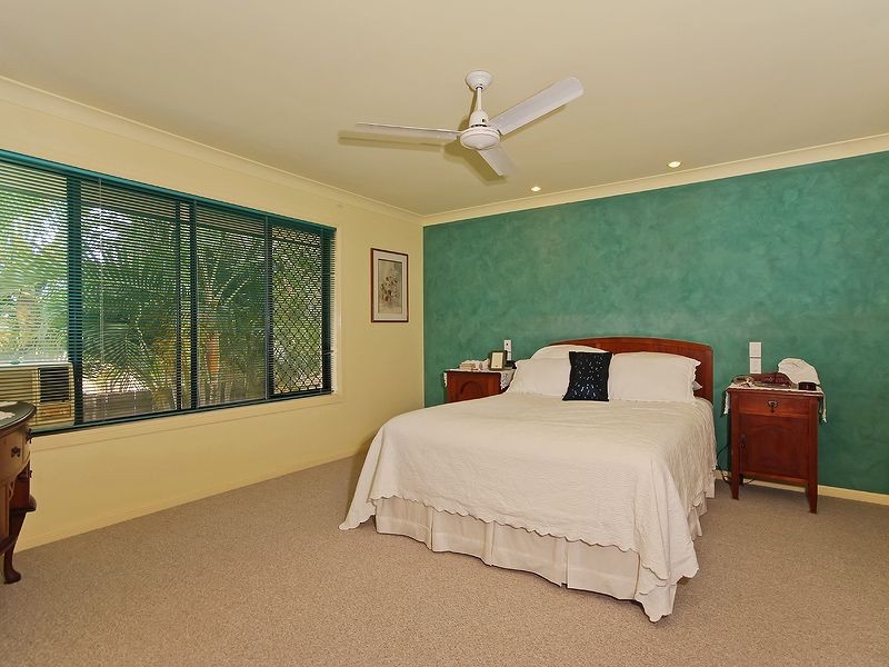 58 Sea Eagle Drive, Burleigh Waters QLD 4220