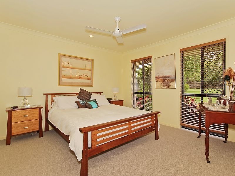 58 Sea Eagle Drive, Burleigh Waters QLD 4220