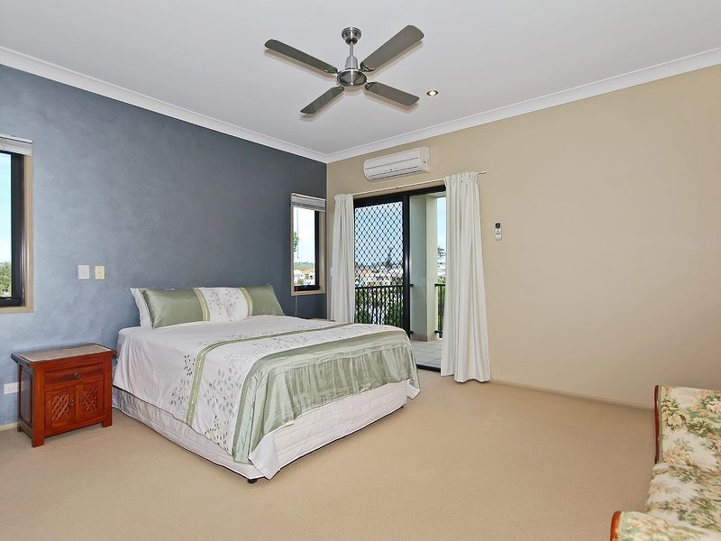 3/8 Bayswater Avenue, Varsity Lakes QLD 4227