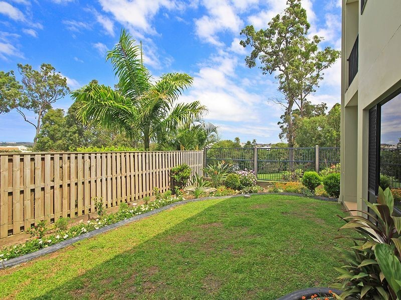 3/8 Bayswater Avenue, Varsity Lakes QLD 4227