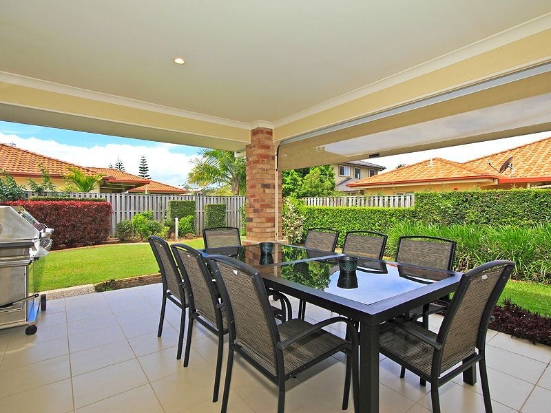 12 Pearwood Lane, Robina QLD 4226