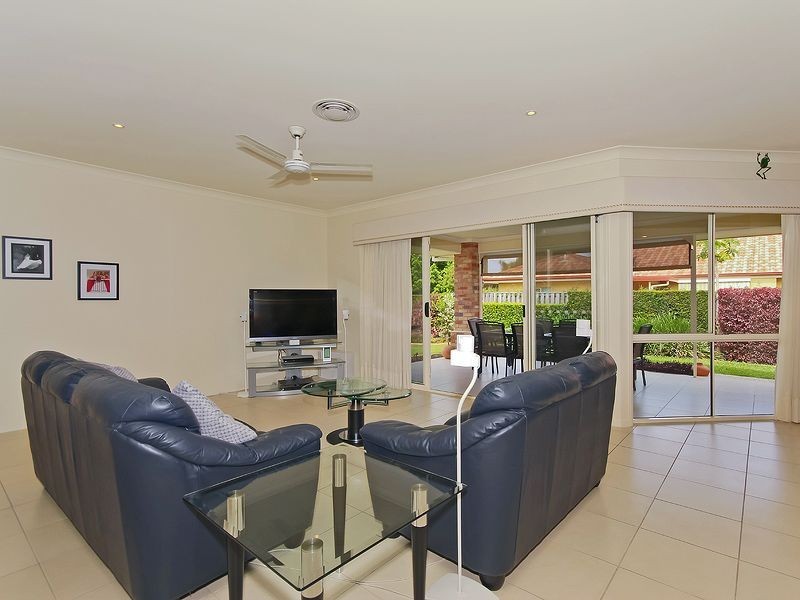 12 Pearwood Lane, Robina QLD 4226