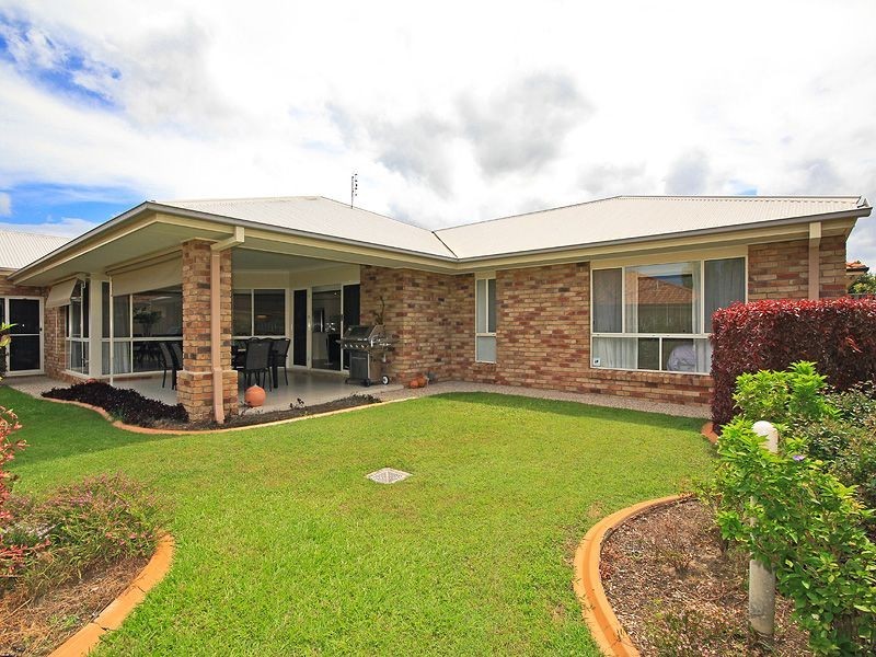 12 Pearwood Lane, Robina QLD 4226