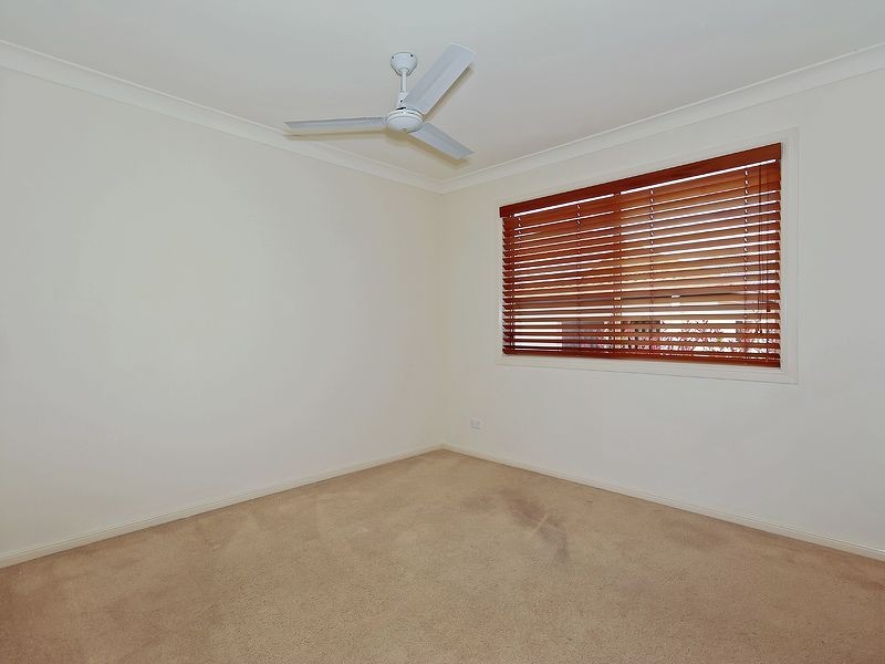 2/29 Bayswater Avenue, Varsity Lakes QLD 4227