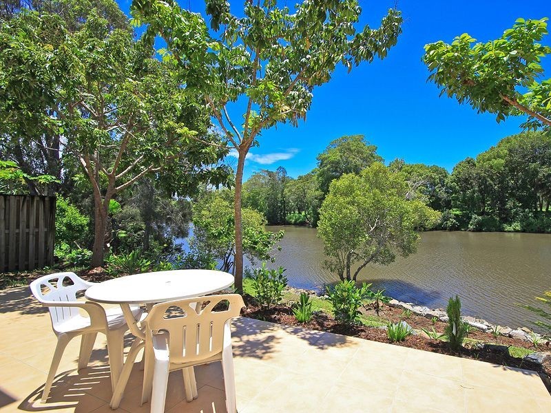 15 Cosmos Court, Elanora QLD 4221