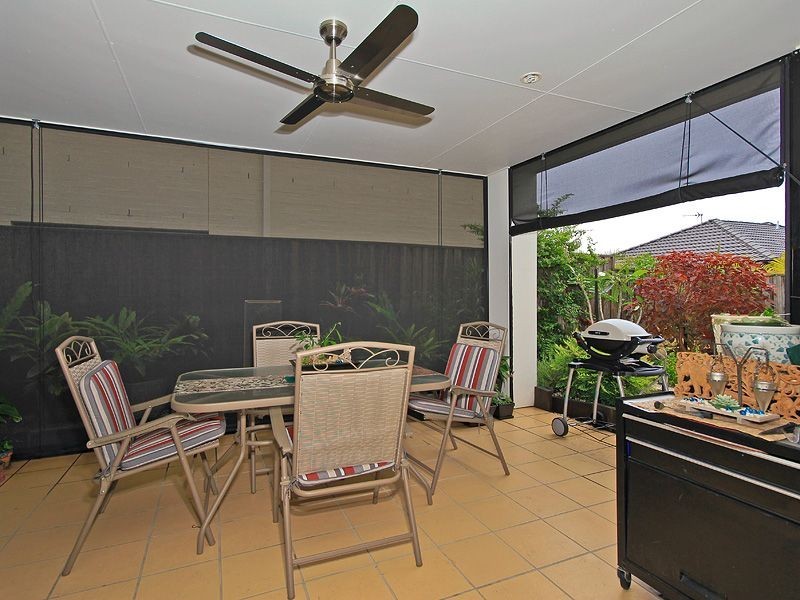 5 Gerona Circuit, Varsity Lakes QLD 4227