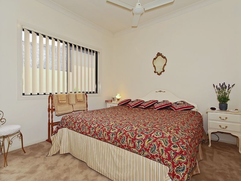5 Gerona Circuit, Varsity Lakes QLD 4227