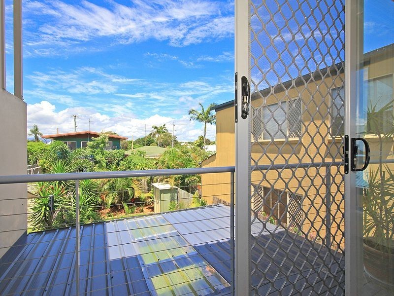 2/130 Sunshine Parade, Miami QLD 4220