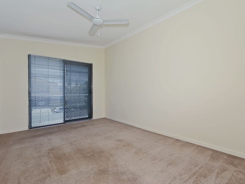 2/130 Sunshine Parade, Miami QLD 4220