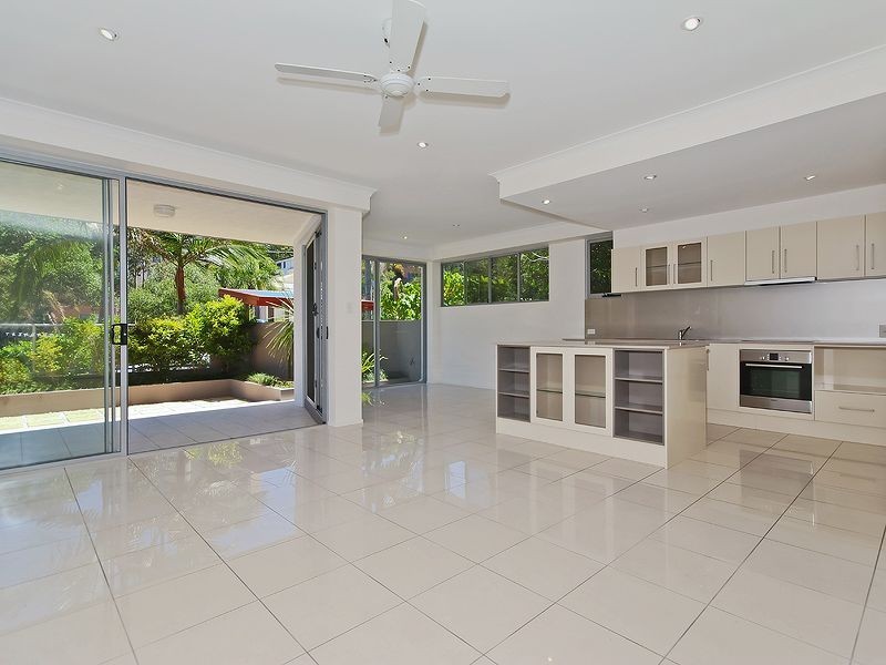 2/21 Ewart Street, Burleigh Heads QLD 4220