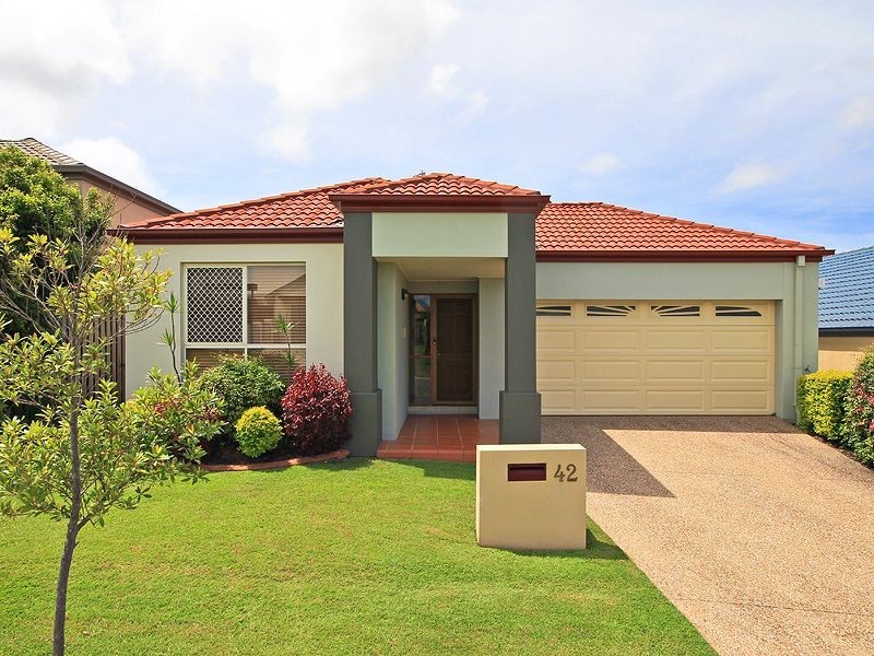 42 Gerona Circuit, Varsity Lakes QLD 4227