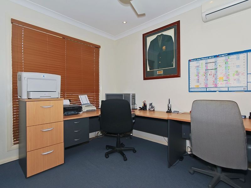 42 Gerona Circuit, Varsity Lakes QLD 4227