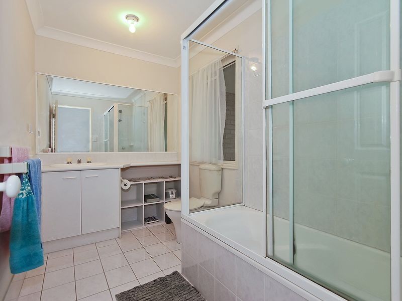 2/21 Thornleigh Crescent, Varsity Lakes QLD 4227