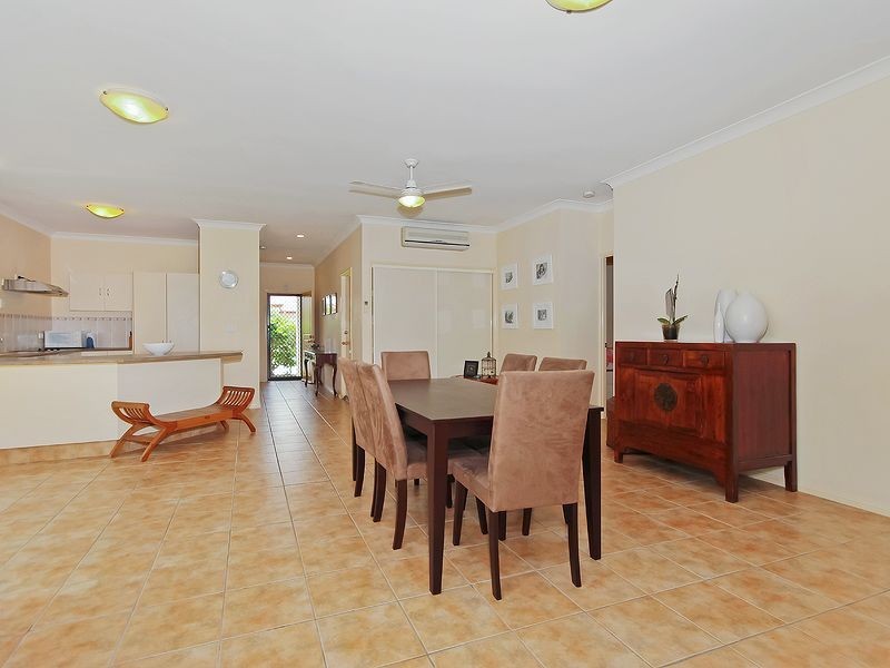 13 Imperia Crescent, Varsity Lakes QLD 4227