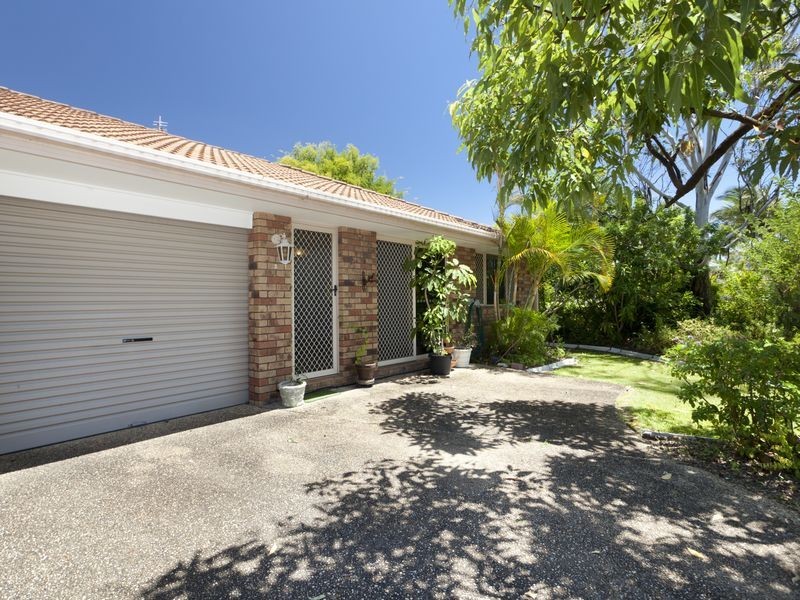2/1 Bottlewood Court, Burleigh Waters QLD 4220