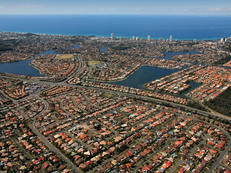 2/1 Bottlewood Court, Burleigh Waters QLD 4220