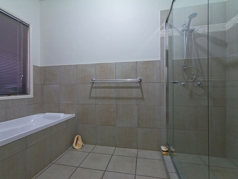 12 Coffeebush Court, Reedy Creek QLD 4227