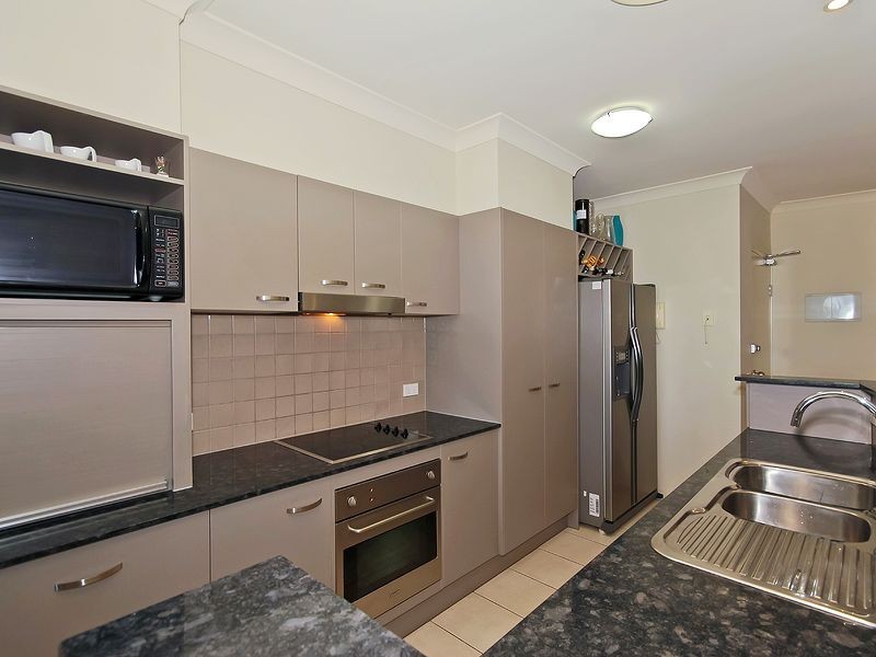 11/27 Ranier Court, Varsity Lakes QLD 4227